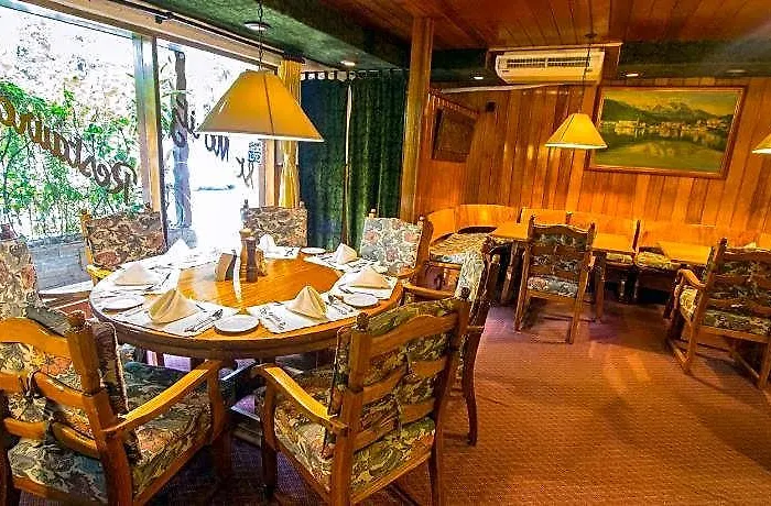 Hotel Schweizer 3*